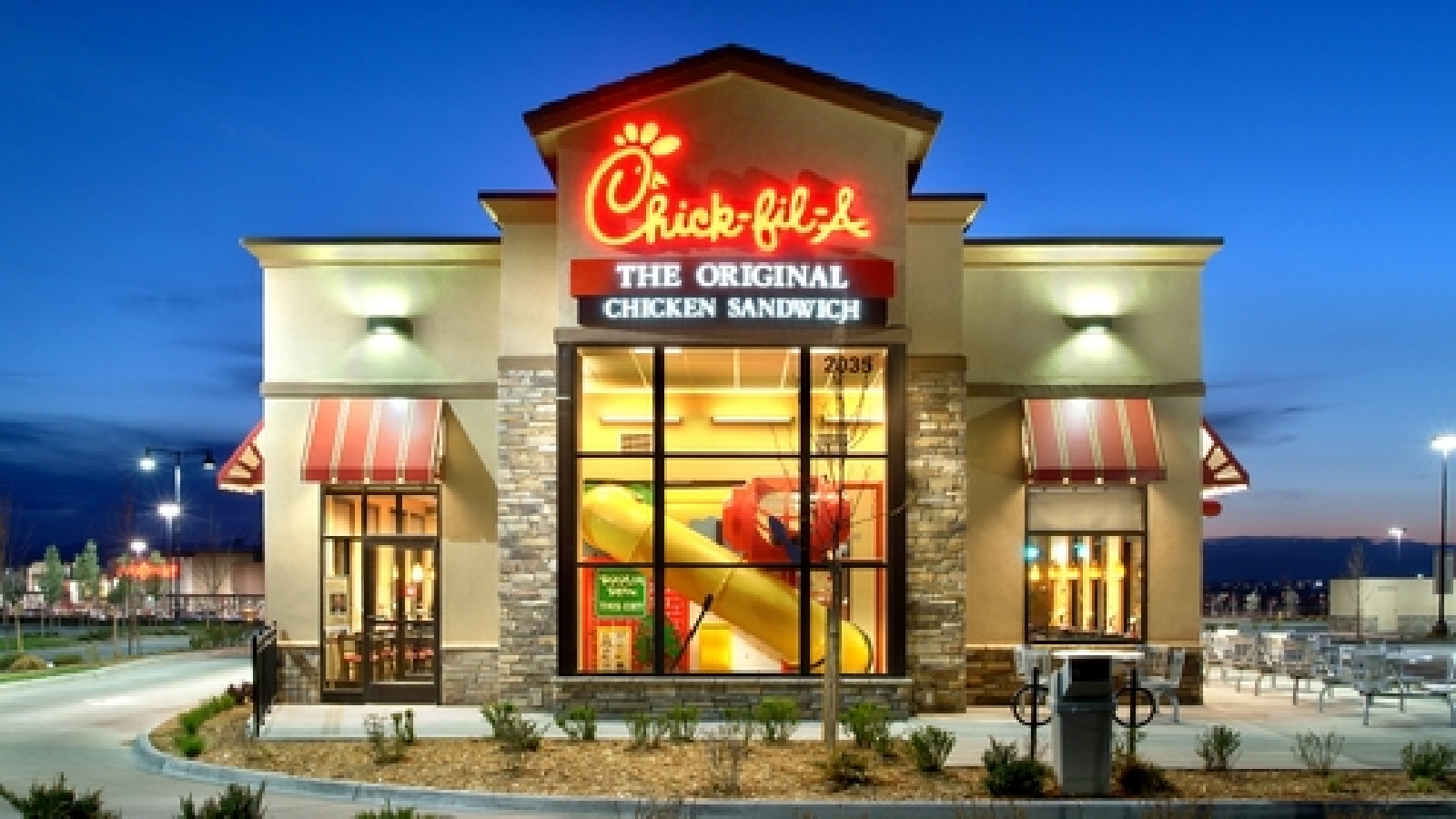 Chick-fil-A alerta a clientes sobre cambio de contraseñas tras acceso no autorizado a cuentas de lealtad