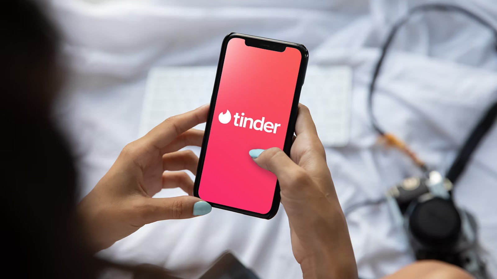 Tinder addresses “extremely violating” AI tool that changes your photos