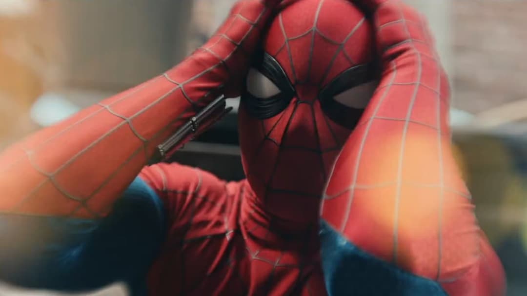 fans de Spider-Man: Brand nuevo Day se indignan después de que un cine reproduce una película para adultos en su lugar
